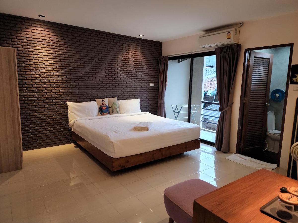 Auberge de jeunesse Dfeel House Patong